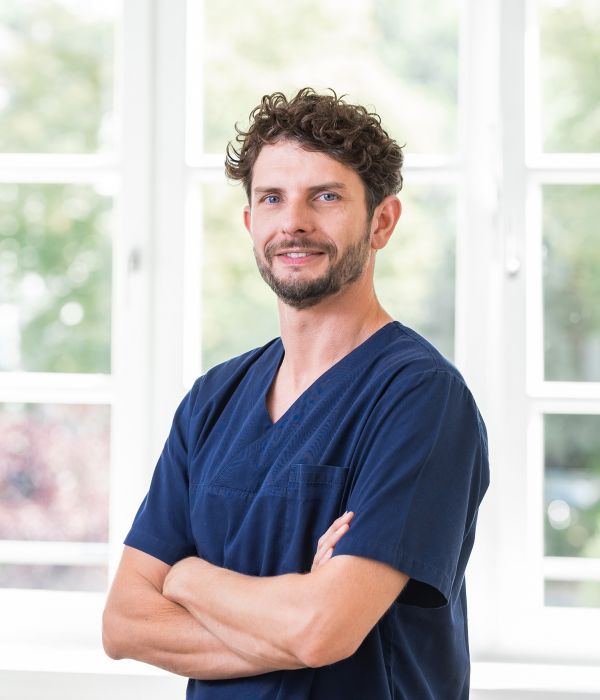 Julian Sorembe - Zahnarzt in Eppendorf