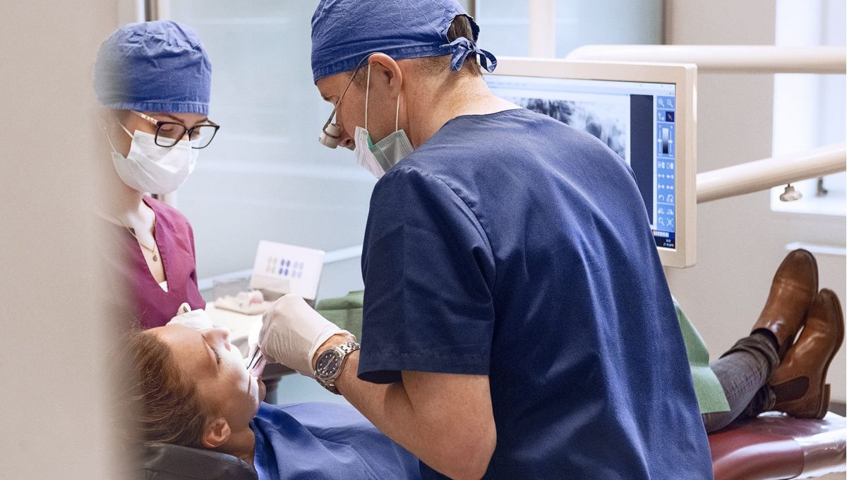 Parodontologie - Zahnfleisch Behandlung